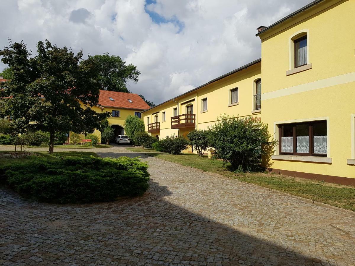 Baerchenhof Apartment Priestewitz Exterior foto